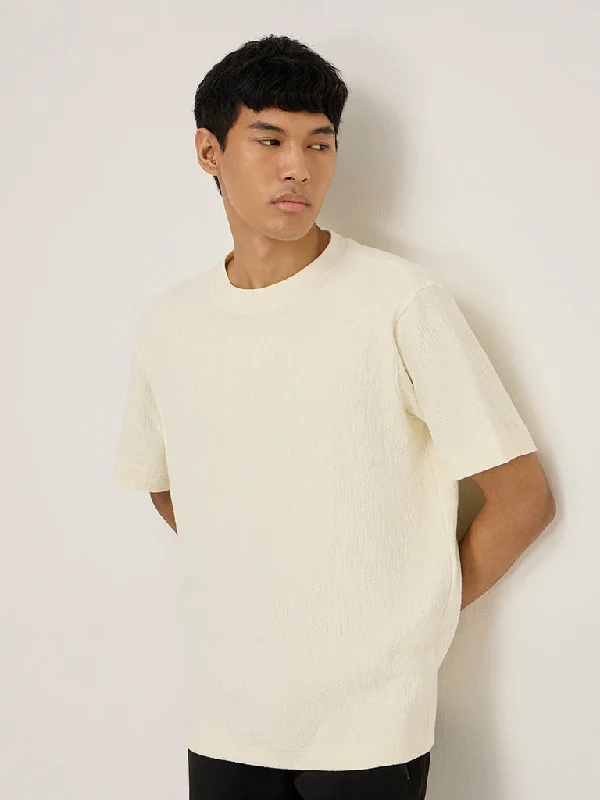 Studiofit Off-White Textured Relaxed-Fit T-Shirt