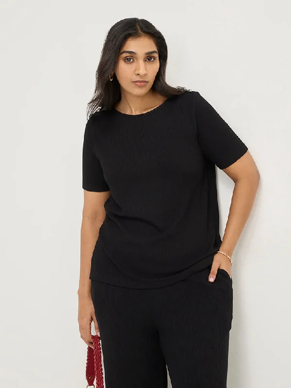 Gia Black Ribbed Textured T-Shirt