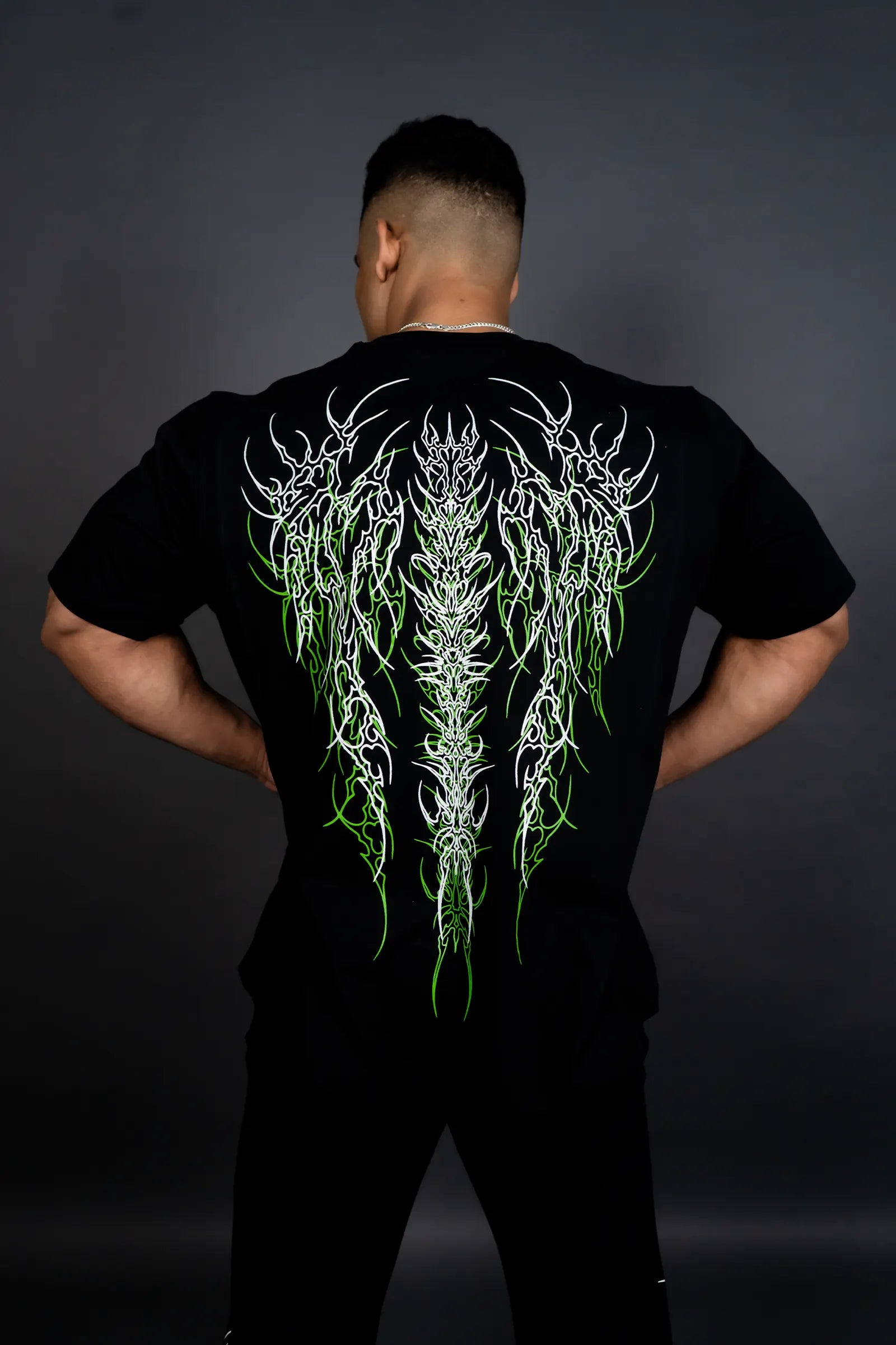 WINGED VERVE IMPACT OVERSIZED T-SHIRT (BLACK GREEN)