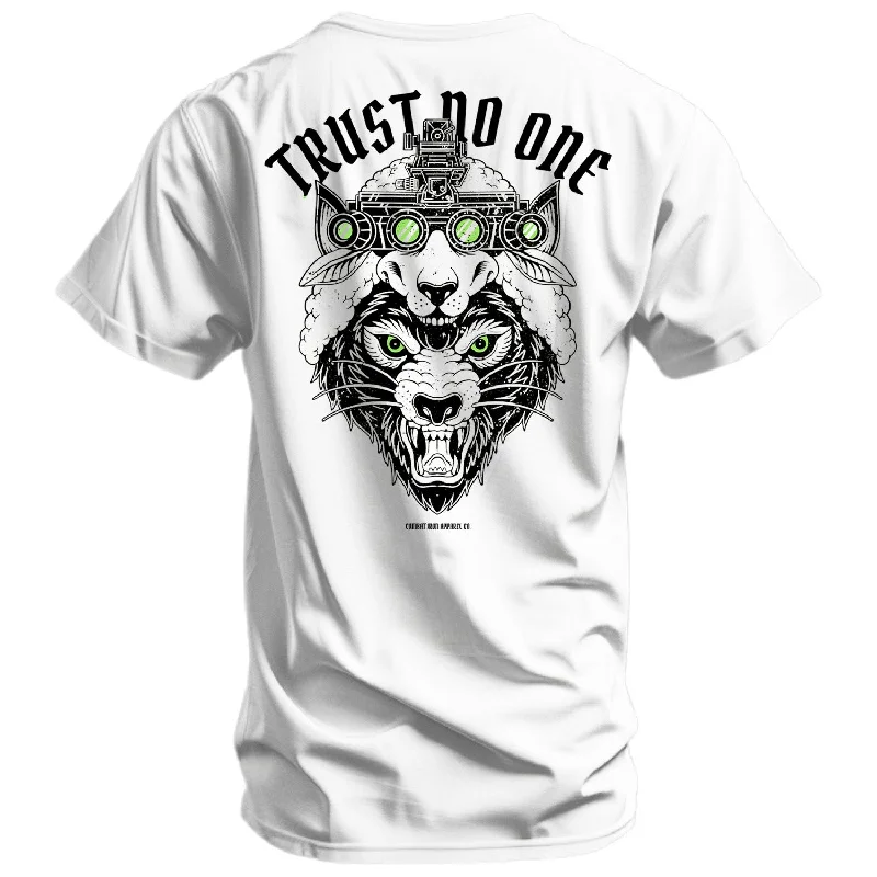 Trust No One Wolf Men's T-Shirt