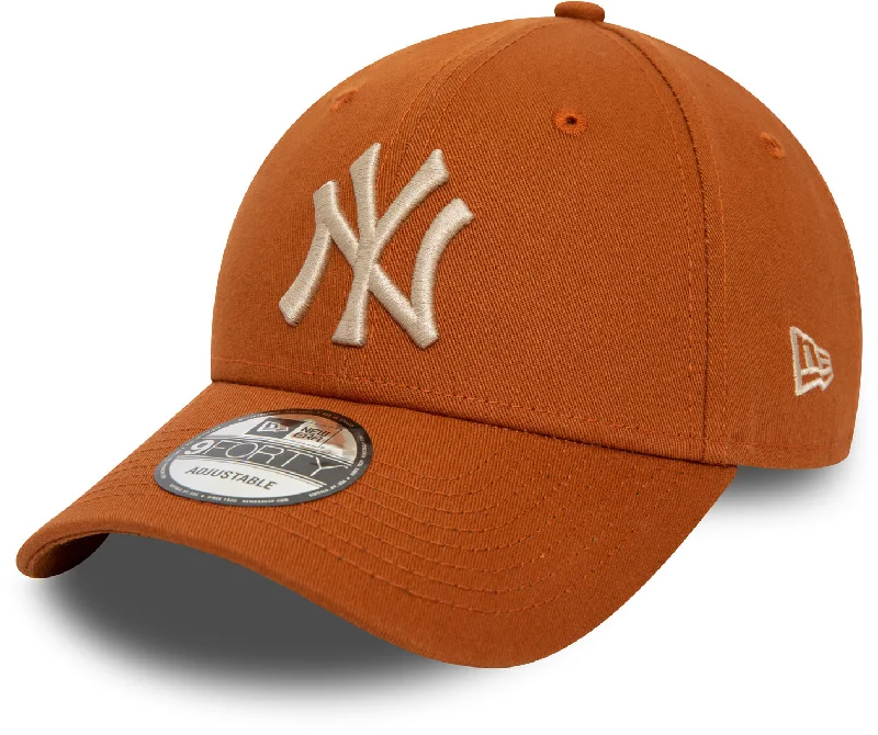 New York Yankees New Era 9Forty League Essential Tan Baseball Cap